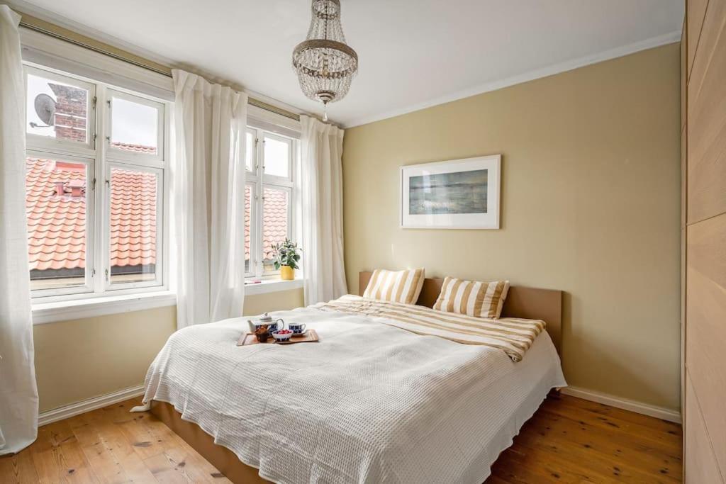 Det Lille Rode Huset Ved Floibanen Vila Bergen Exterior foto