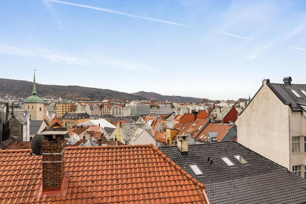 Det Lille Rode Huset Ved Floibanen Vila Bergen Exterior foto